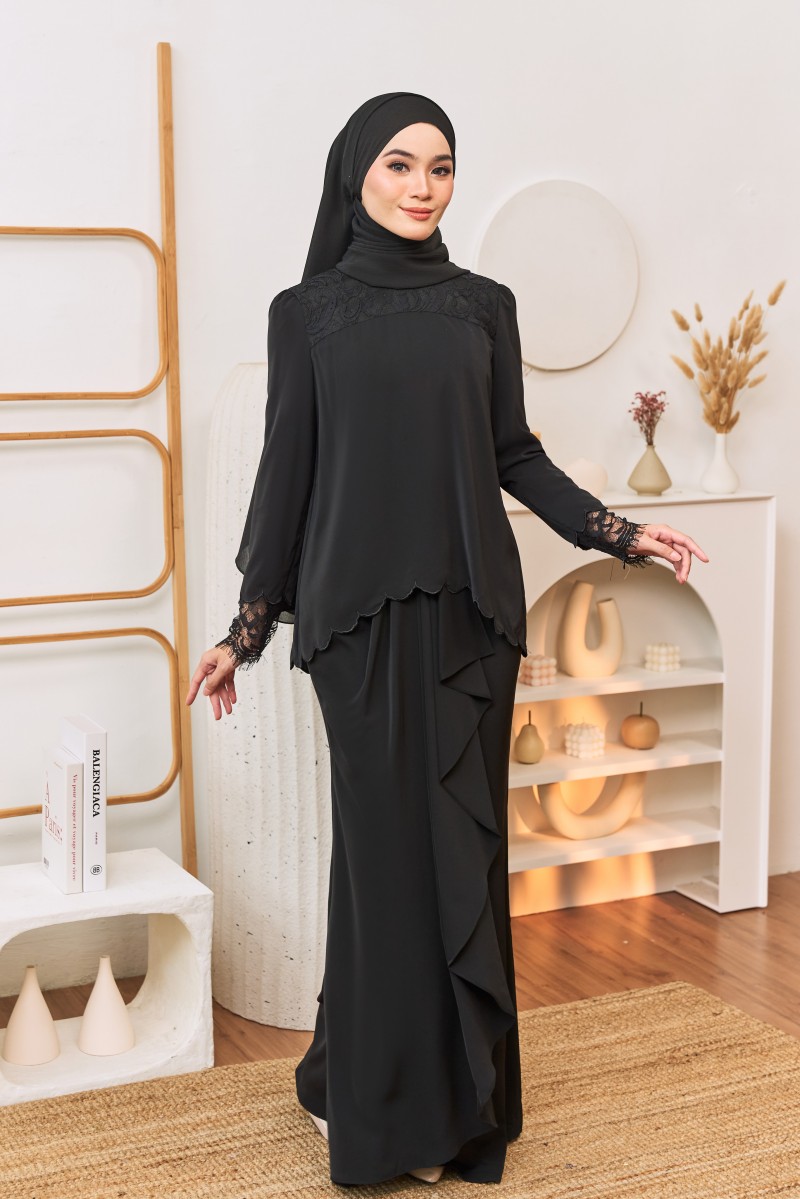 EIDRA Kurung in Black